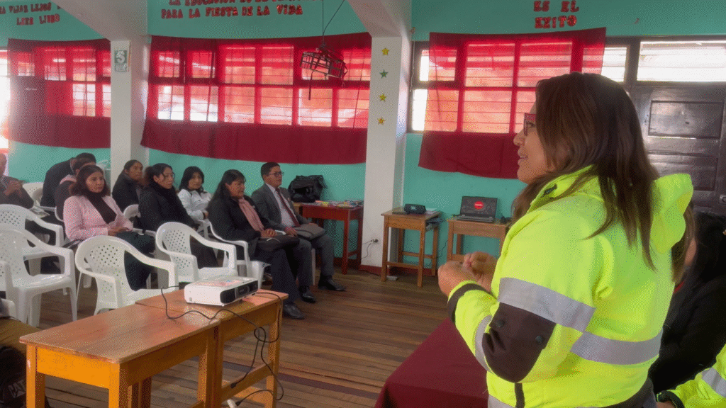 OCP | OCP, UGEL Churcampa y Enseña Perú fortalecen capacidades docentes en San Pedro de Coris | Noticia